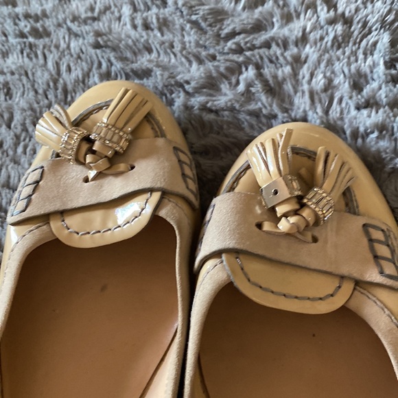 TOD’S Nude Patent Ballerinas - Picture 2 of 4